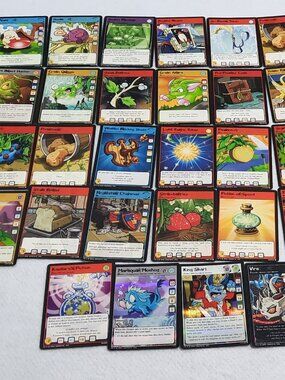 Neopets Trading Cards (46) 2003,04 Vintage Neopets TCG Ex cond. inc. Holos +